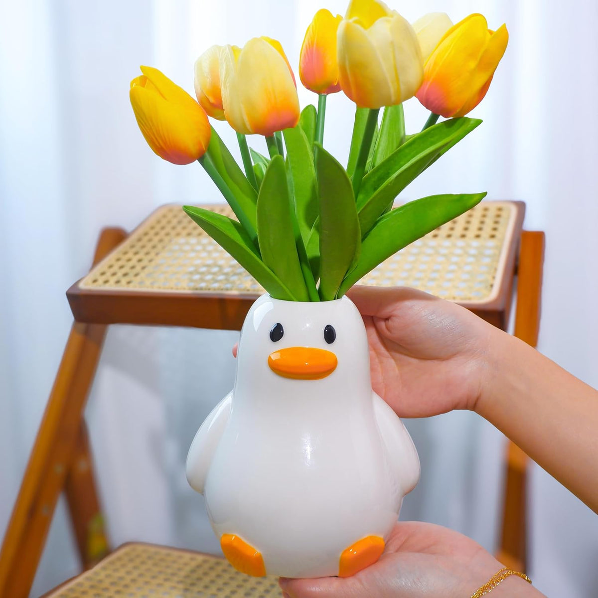 Unique Duck Vase - Cute White Ceramic Handcrafted Piece with Round Design | Funky Aesthetic Table Decor for Flowers/Accessories, Cool Animal Goose-Themed Art Vase Great for Decor Gifts